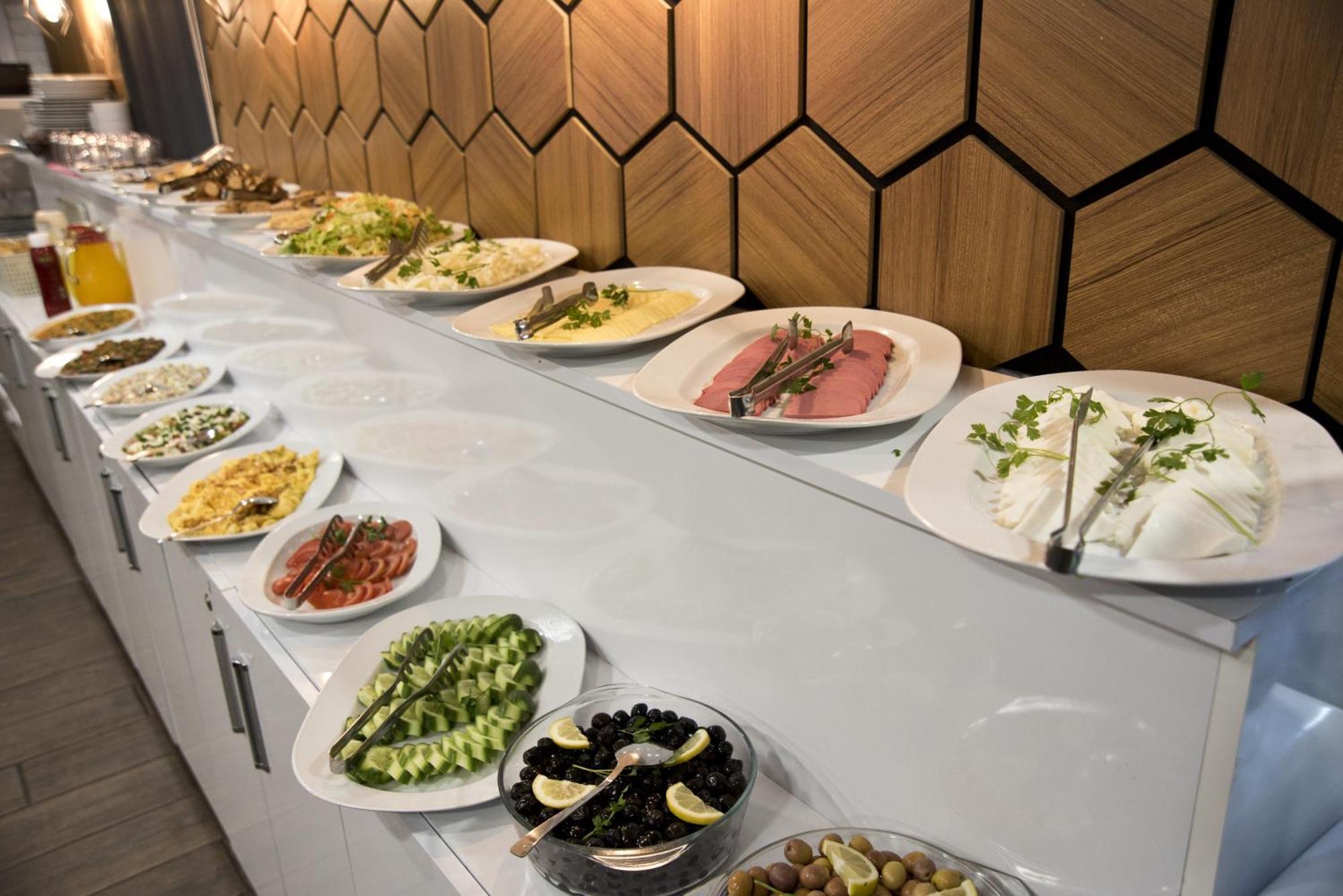 Nova City Hotel Истанбул Екстериор снимка